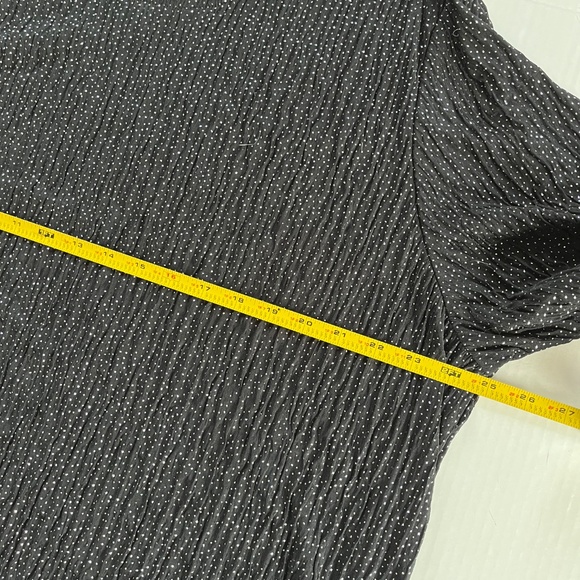 Erena Plus Sz 2X Black Pullover Shiny Blouse Textured Short Sleeves Side Slits - Picture 8 of 8